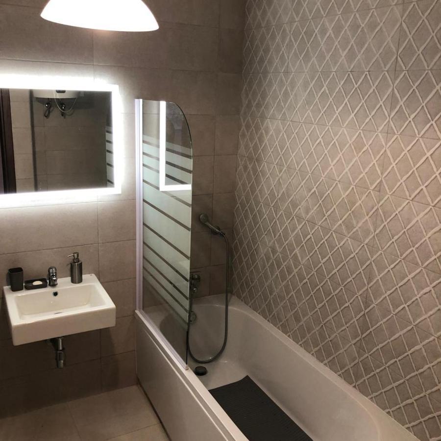 Brand New Apartment 2 Mins From Seafront Сент-Полс-Бей Екстер'єр фото