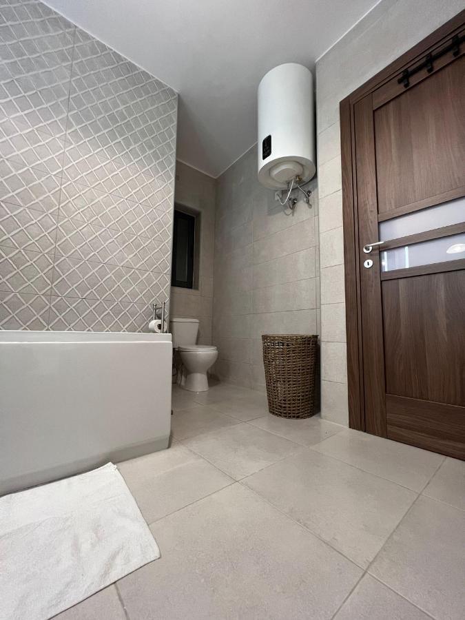 Brand New Apartment 2 Mins From Seafront Сент-Полс-Бей Екстер'єр фото